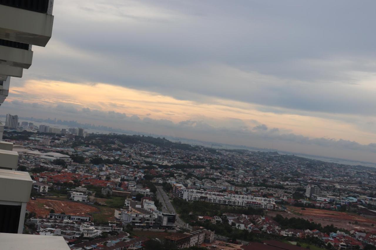 Apartamento Galeno Pollux Habibie Batam Exterior foto
